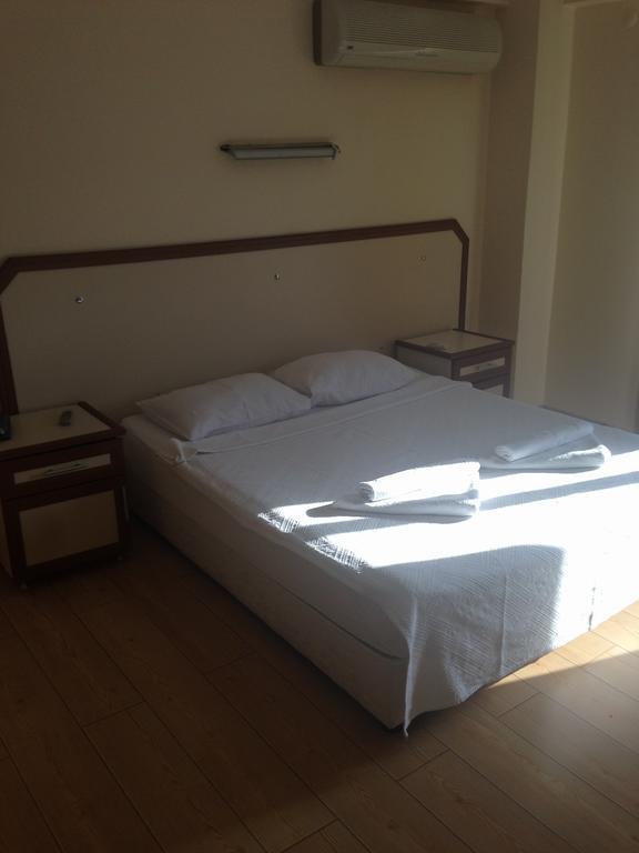 Zeytin Apart Hotel Кешме Экстерьер фото