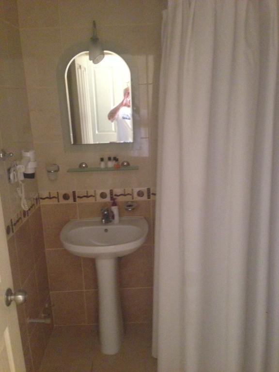 Zeytin Apart Hotel Кешме Экстерьер фото